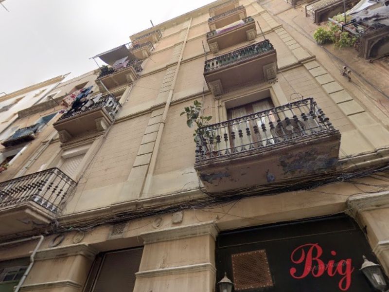 Encantador departamento, oportunidad por precio en zona centrica, Barcelona