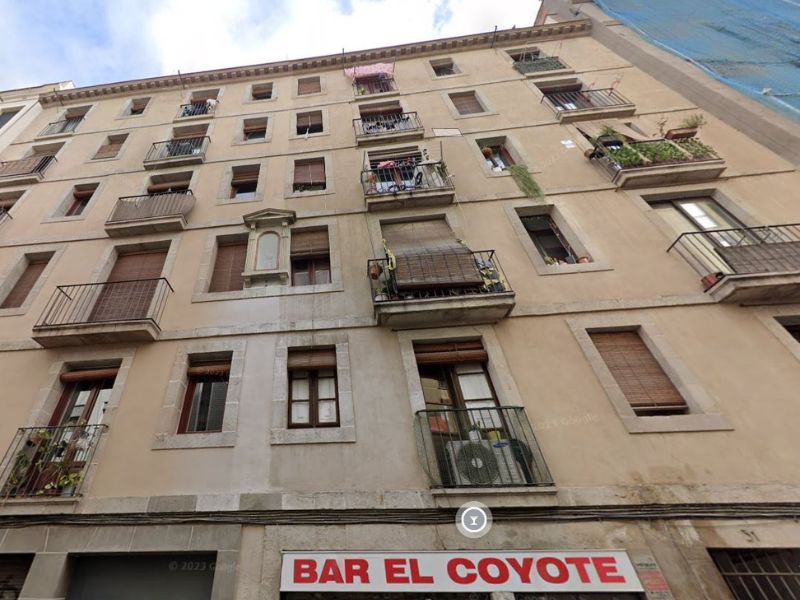 Restored flat of 52 m2 in Ciutat Vella, Raval