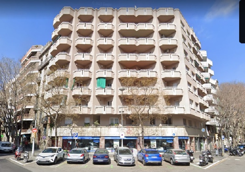 Original flat of 83 m2 in L'Eixample, Sant Antoni
