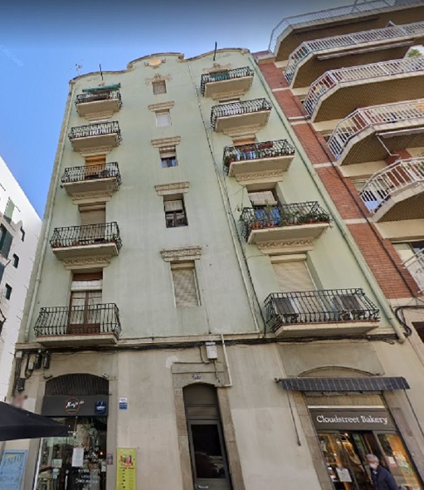 Oportunidad departamento arquitectura catalana en zona céntrica, la Eixample Barcelona 