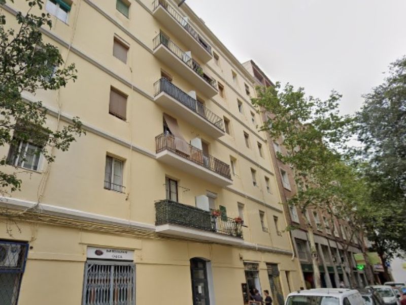 Restored flat of 33 m2 in Les Corts, Corts