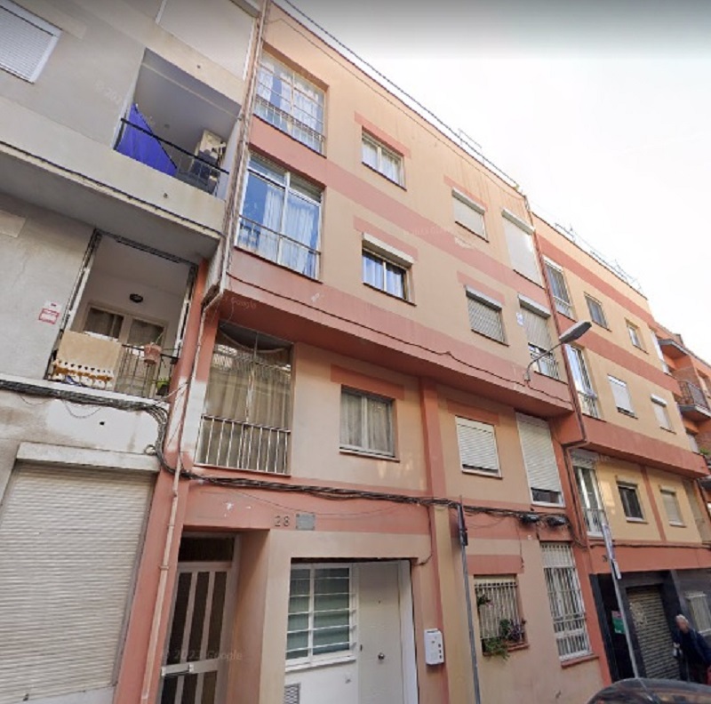 Oportunidad de inmueble precio por m2 ubicado en excelente zona, barrio de Gracia a pie del Parc Guell, Barcelona