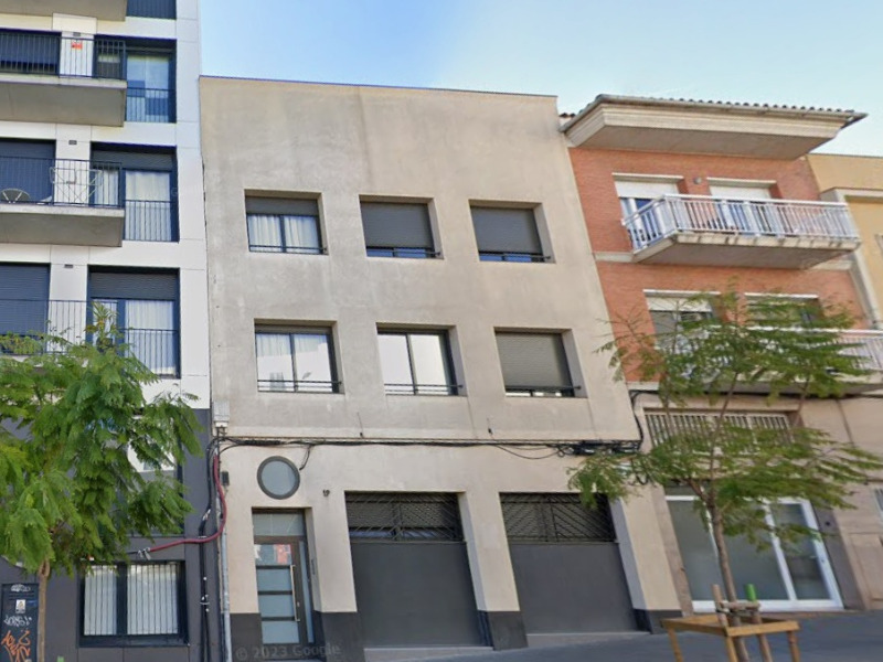 Depto con patio privado y reforma reciente en Guinardó, Barcelona