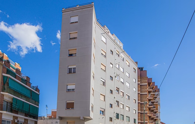 Partially restored flat of 60 m2 in Sant Andreu, Sant Andreu