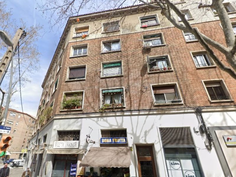 Restored flat of 48 m2 in Sant Martí, Poblenou